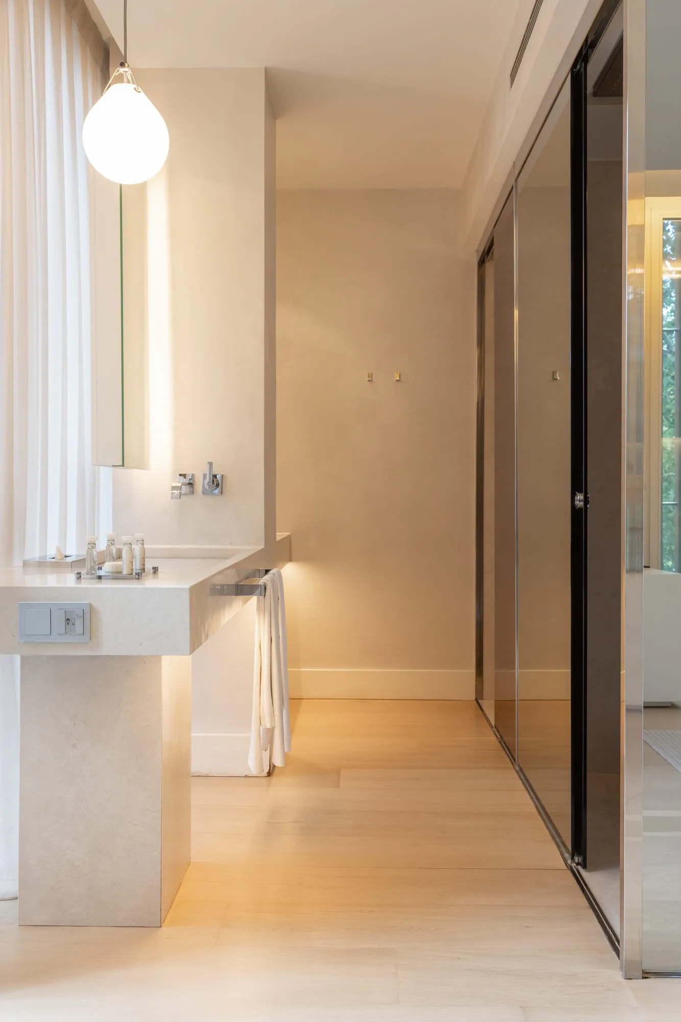 Elegante, cálido y minimalista